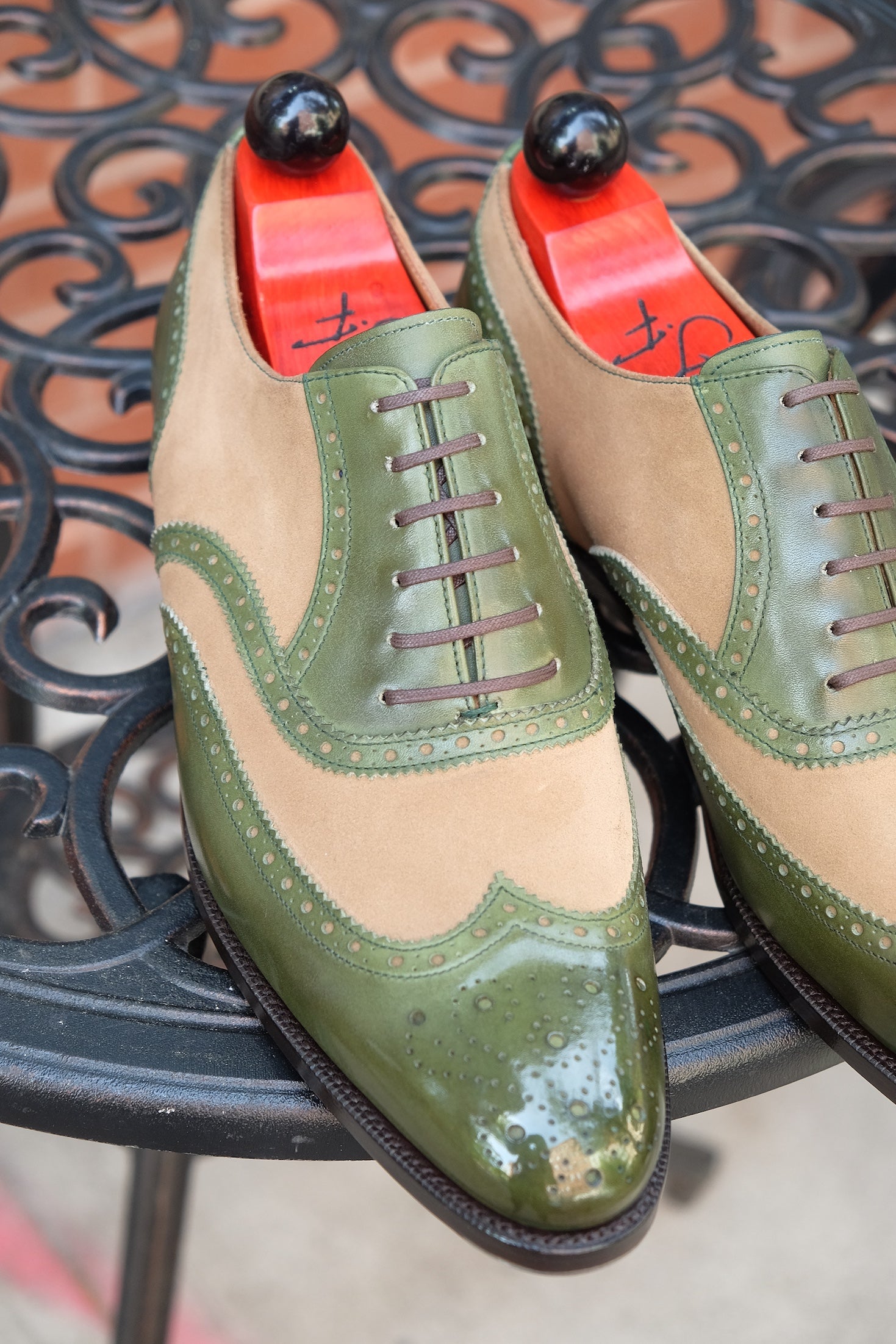 Kitsap - MTO - Avocado Calf / Oatmeal Suede - TMG Last - Single Leather Sole - Heart Medallion