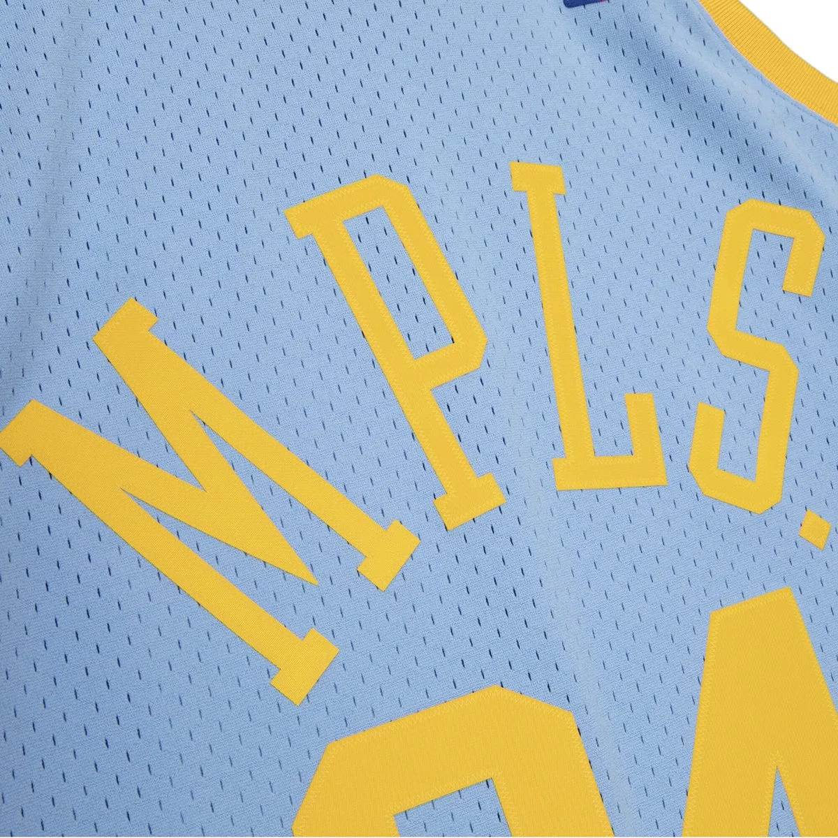 NBA SWINGMAN JERSEY LAKERS 2001 COLUMBIA BLUE | Bodega