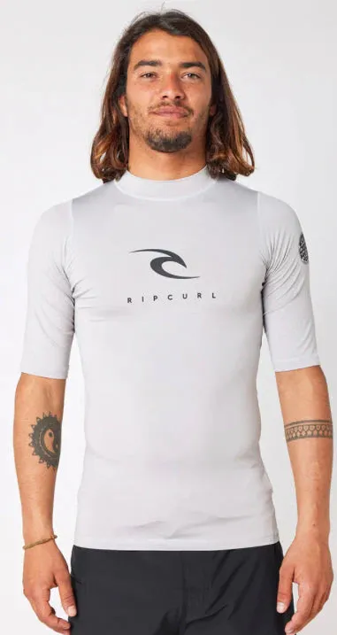 RIPCURL CORPS S/S UV RASH VEST - LIGHT GREY