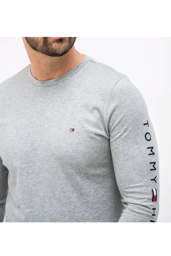 Tommy Hilfiger L/S Logo Sleeve Tee Grey